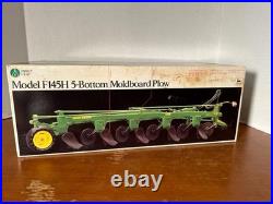 Precision Classics #6 John Deere F145H 5-Bottom Moldboard Plow (New in Box) Precision Classics #6 John Deere F145H 5-Bottom Moldboard Plow (New in Box)