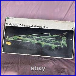 Precision Classics John Deer 5-Bottom Moldboard Farm Plow Model F145H 1/16 ERTL