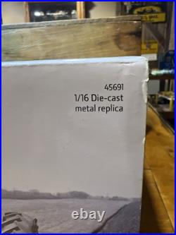 Precision Heritage JOHN DEERE 1/16 620 WITH 555 PLOW LP70535 New Precision Heritage JOHN DEERE 1/16 620 WITH 555 PLOW LP70535 New