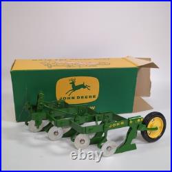 Toy Eska John Deere 4-Bottom Plow 3 Toy Eska John Deere 4-Bottom Plow 3