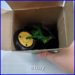 Toy Eska John Deere 4-Bottom Plow 3 Toy Eska John Deere 4-Bottom Plow 3