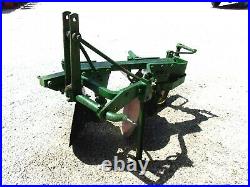 Used John Deere 2 bottom Disc Plow 3 Pt. FREE 1000 MILE DELIVERY FROM KY
