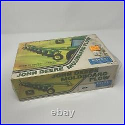 VTG SEALED ERTL John Deere Moldboard Plow 1/25 Model Kit #12 No. 8012