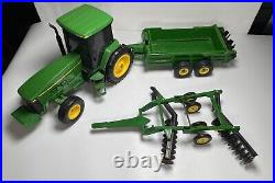 VTG Y2K Ertl John Deere 8200 Radio Controlled Tractor, Trailer & Disk Plow 1/16