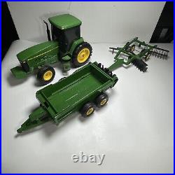 VTG Y2K Ertl John Deere 8200 Radio Controlled Tractor, Trailer & Disk Plow 1/16