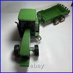 VTG Y2K Ertl John Deere 8200 Radio Controlled Tractor, Trailer & Disk Plow 1/16