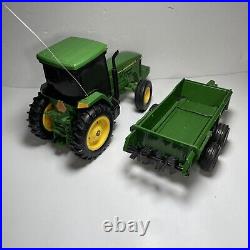 VTG Y2K Ertl John Deere 8200 Radio Controlled Tractor, Trailer & Disk Plow 1/16