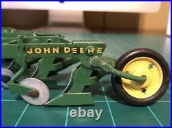 Vintage 1960's John Deere 4 Bottom Mounted Plow 116