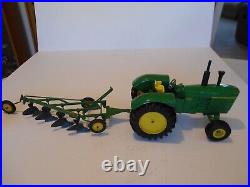 Vintage 1970 Ertl 116 John Deere 5020 Tractor, #555, withF660 4 Bottom Plow #527