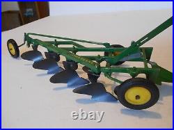 Vintage 1970 Ertl 116 John Deere 5020 Tractor, #555, withF660 4 Bottom Plow #527