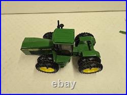 Vintage 1988 Ertl 1/16 Scale John Deere 8760 4WD Tractor & 6 Bottom Plow Vintage 1988 Ertl 1/16 Scale John Deere 8760 4WD Tractor & 6 Bottom Plow
