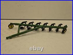 Vintage 1988 Ertl 1/16 Scale John Deere 8760 4WD Tractor & 6 Bottom Plow Vintage 1988 Ertl 1/16 Scale John Deere 8760 4WD Tractor & 6 Bottom Plow