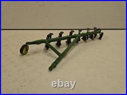 Vintage 1988 Ertl 1/16 Scale John Deere 8760 4WD Tractor & 6 Bottom Plow Vintage 1988 Ertl 1/16 Scale John Deere 8760 4WD Tractor & 6 Bottom Plow