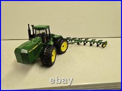 Vintage 1988 Ertl 1/16 Scale John Deere 8760 4WD Tractor & 6 Bottom Plow Vintage 1988 Ertl 1/16 Scale John Deere 8760 4WD Tractor & 6 Bottom Plow
