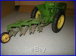 Vintage 1/16 John Deere 3020 Toy Tractor 3 PT & Plow Metal Wheels Ertl Diecast