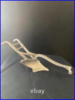 Vintage John Deere Cast Iron Salesman Sample Miniature Plow Estate Find