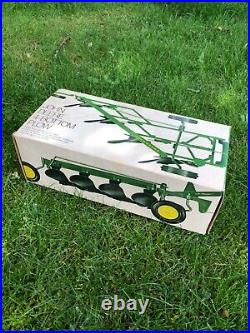 Vintage john deere 4 bottom plow model Vintage john deere 4 bottom plow model
